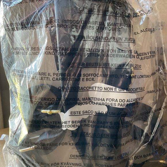 LOUNGEFLY HALLOWEEN VAMPIRE STITCH  RETIRED BKPK  NWT - Picture 3 of 5